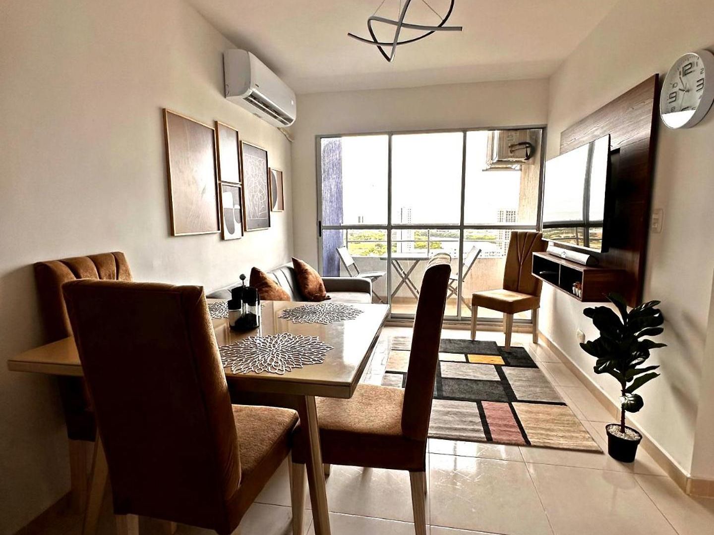 Cozy 27th Floor In De Indias *